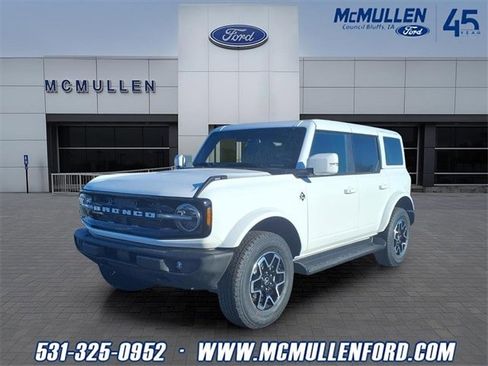New 2025 Ford Bronco Outer Banks image 1