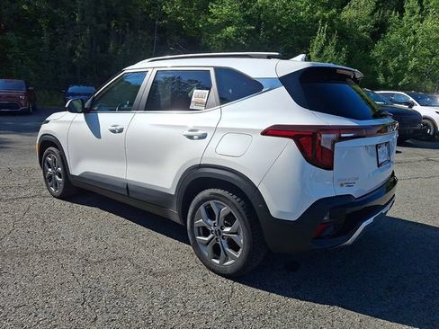 Used 2024 Kia Seltos S AWD/4WD image 3