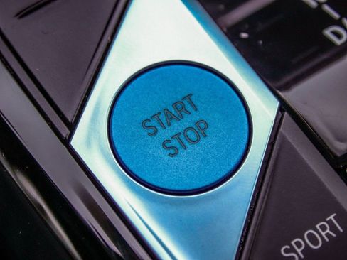 Used 2024 BMW i4 xDrive40i image 31