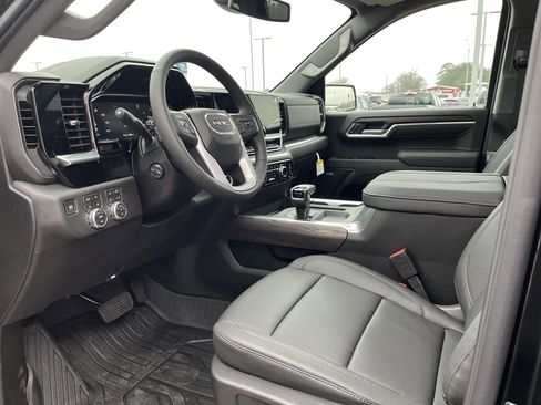 New 2026 GMC Sierra 1500 SLT w/ SLT Premium Plus Package image 8
