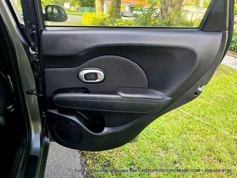 Used 2015 Kia Soul EV image 27