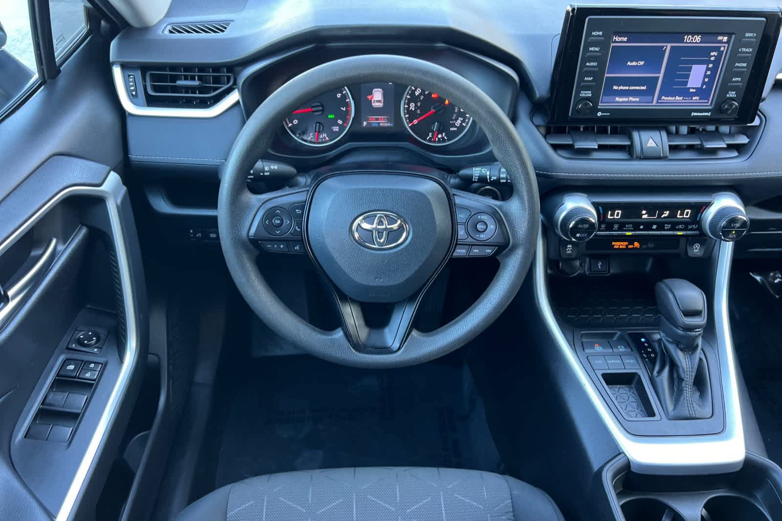 Certified 2021 Toyota RAV4 XLE FWD image 15