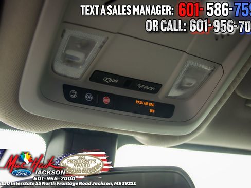 Used 2018 Chevrolet Equinox LT AWD/4WD image 19