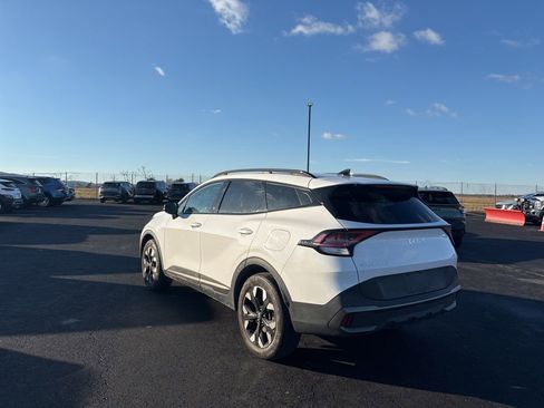 Certified 2023 Kia Sportage X-Line image 5