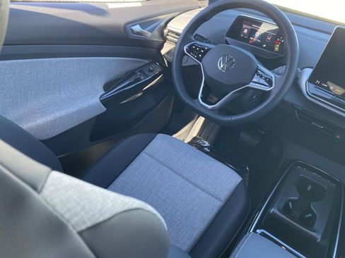 New 2026 Volkswagen ID.4 Pro RWD image 10