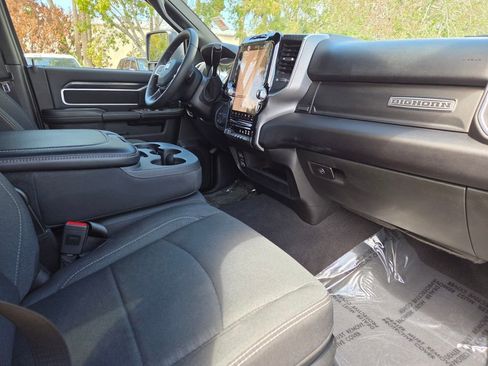 Used 2025 RAM 2500 Big Horn image 9