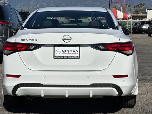 Used 2025 Nissan Sentra S image 5