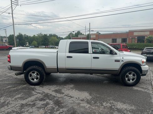 Used 2009 Dodge Ram 2500 Truck SLT w/ Popular Equipment Group AWD/4WD image 7