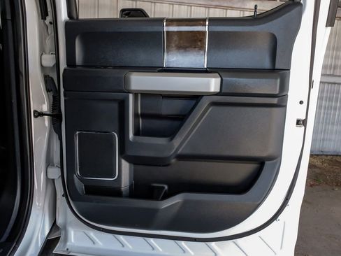 Used 2022 Ford F250 Lariat w/ Lariat Value Package image 49