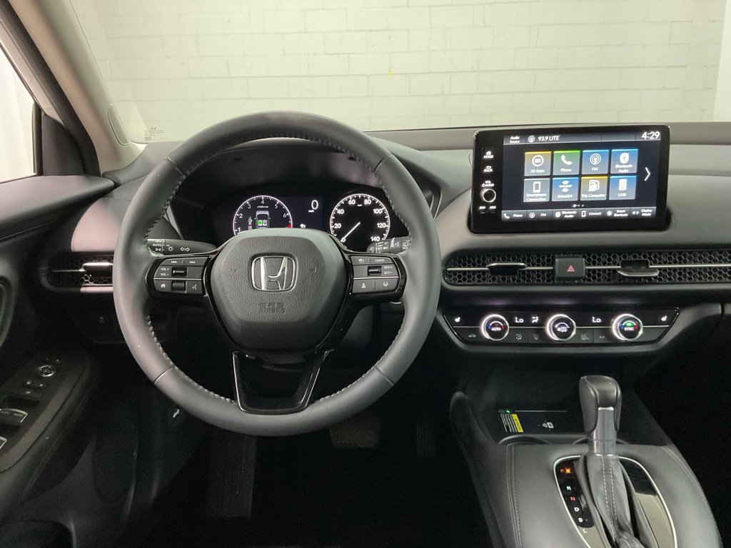 Used 2024 Honda HR-V EX-L image 8