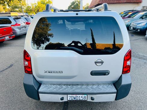 Used 2012 Nissan Xterra X RWD image 8