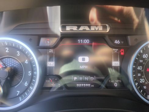 Used 2022 RAM 1500 Big Horn AWD/4WD image 12