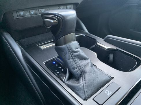 Certified 2023 Lexus ES 350 w/ Premium Package FWD image 14