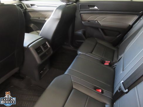 Certified 2023 Volkswagen Atlas Cross Sport SEL R-Line AWD/4WD image 24