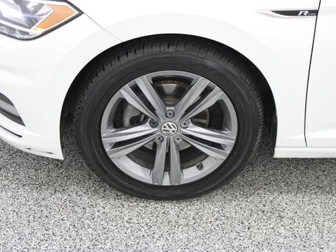 Used 2020 Volkswagen Jetta R-Line w/ R-Line Cold Weather Package FWD image 11