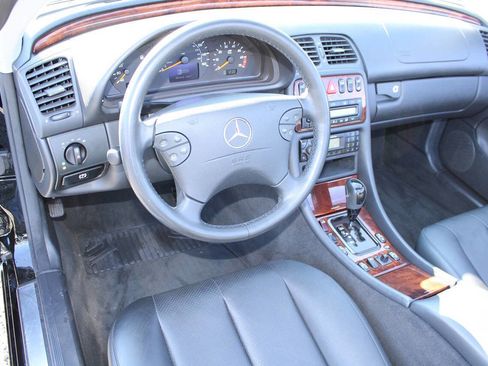 Used 2003 Mercedes-Benz CLK 320 Cabriolet image 21