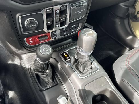 New 2025 Jeep Wrangler Unlimited Rubicon w/ Steel Bumper Group image 28