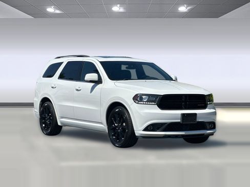 Used 2017 Dodge Durango R/T w/ Technology Group RWD image 7