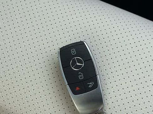 Used 2026 Mercedes-Benz GLE 450 GLE 450 image 38