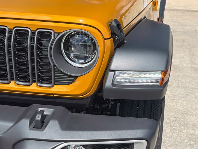 New 2026 Jeep Gladiator Sport AWD/4WD image 9