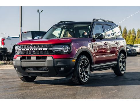 New 2025 Ford Bronco Sport Outer Banks w/ Outer Banks Tech Package+ AWD/4WD image 2