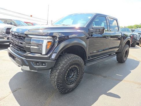 Used 2024 Ford F150 Raptor AWD/4WD image 2