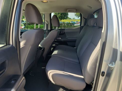 Used 2023 Toyota Tacoma SR5 w/ Technology Package RWD image 10