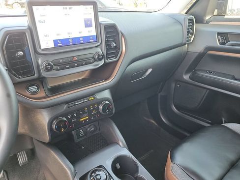 Used 2024 Ford Bronco Sport Outer Banks w/ Tech Package AWD/4WD image 20