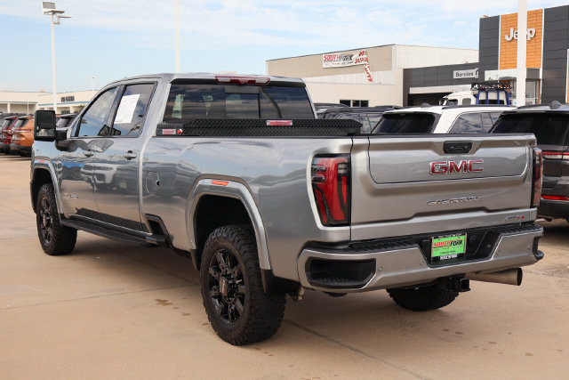 Used 2025 GMC Sierra 3500 AT4 w/ AT4 Premium Plus Package AWD/4WD image 4