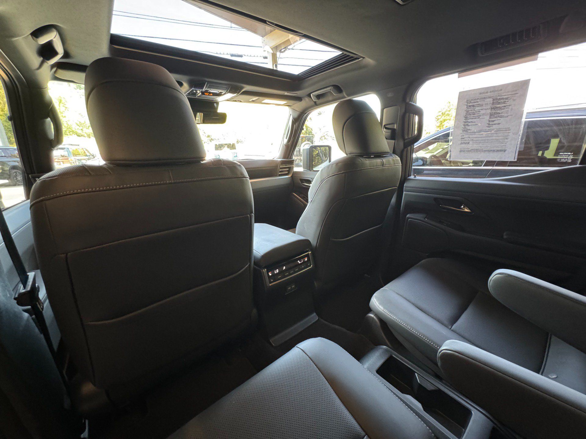 Used 2025 Lexus GX 550 w/ Cold Area Package AWD/4WD image 51