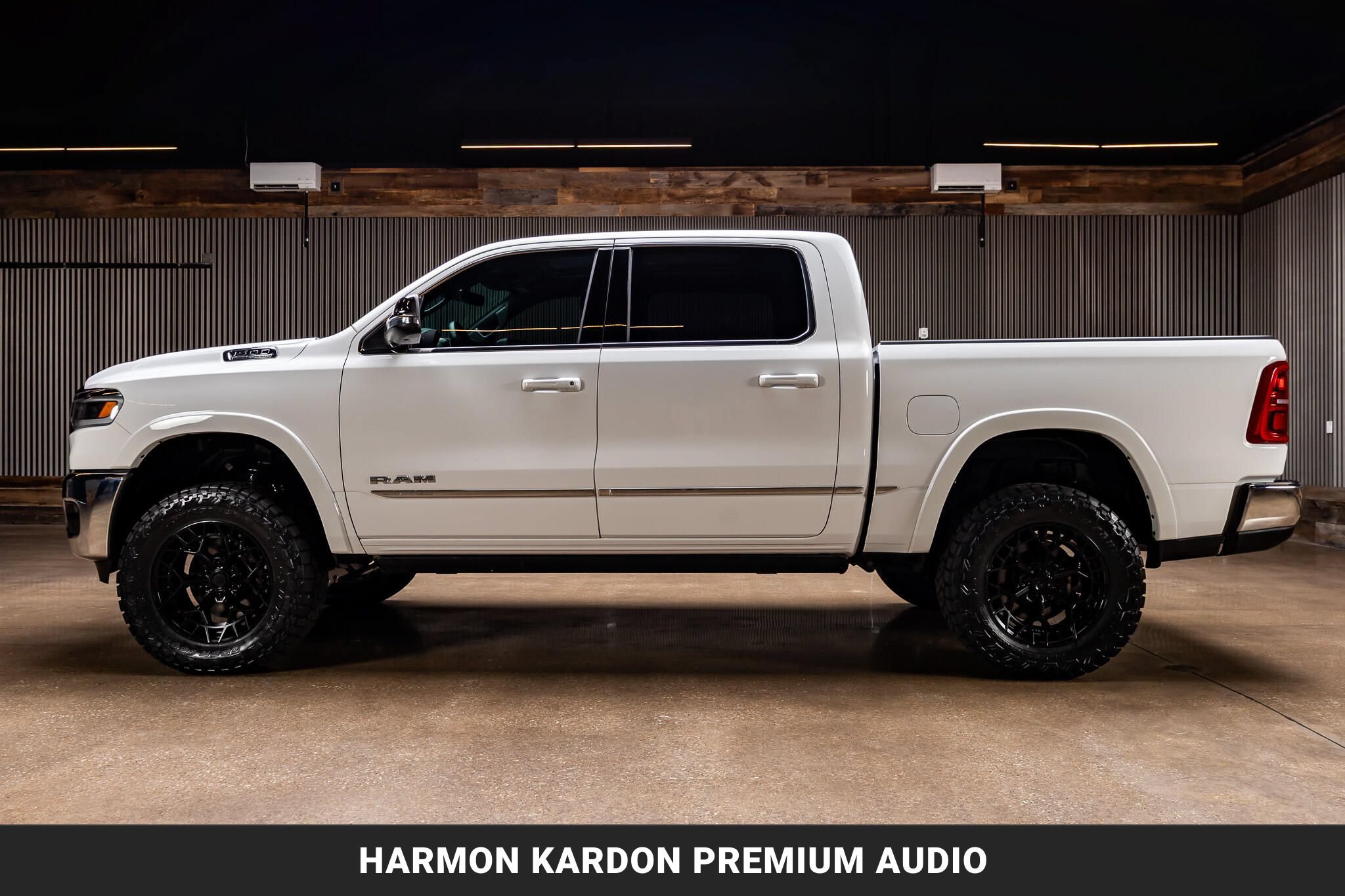 Used 2026 RAM 1500 Limited AWD/4WD image 6