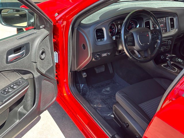 Used 2023 Dodge Charger SXT RWD image 9