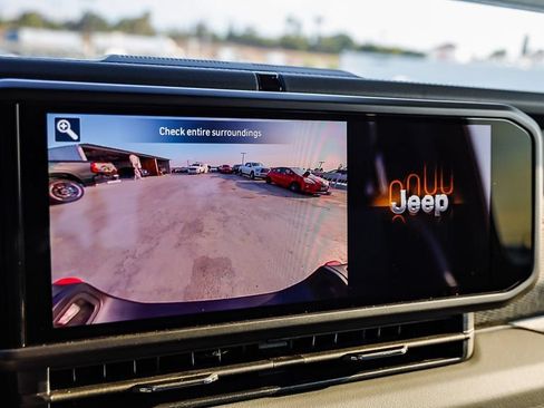 New 2026 Jeep Gladiator Rubicon AWD/4WD image 29