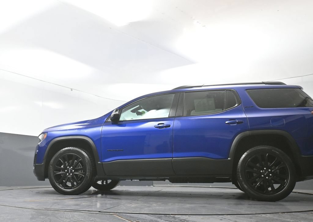 Used 2023 GMC Acadia SLE w/ Driver Convenience Package FWD image 57