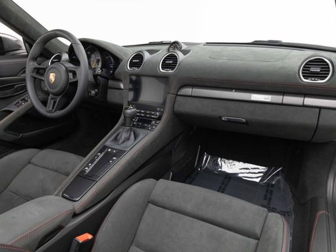 Used 2024 Porsche 718 Boxster Spyder RS RWD image 2
