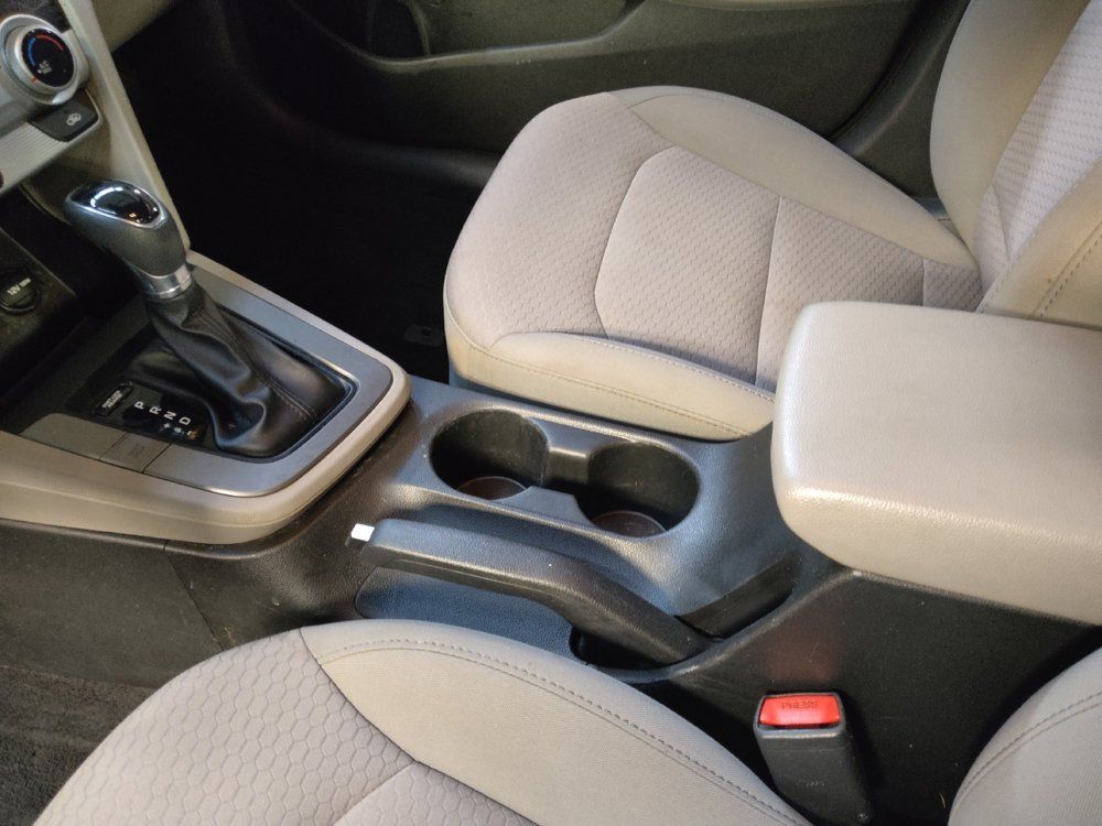 Used 2019 Hyundai Elantra SEL FWD image 26