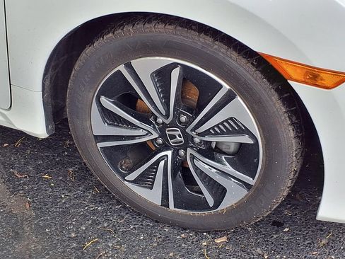 Used 2018 Honda Civic EX-T image 25