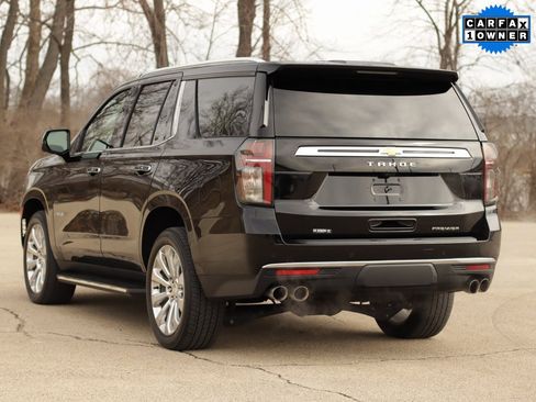Used 2021 Chevrolet Tahoe Premier w/ Premium Package image 5