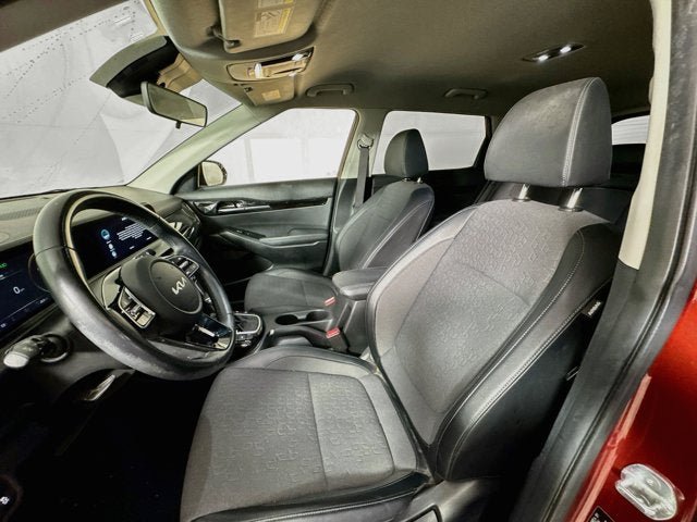 Certified 2024 Kia Seltos X-Line AWD/4WD image 21