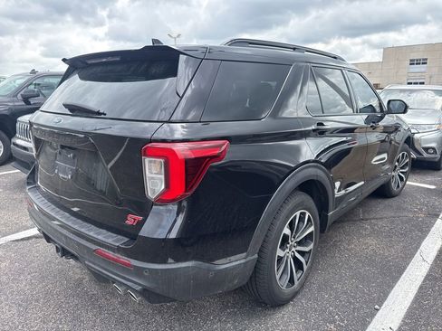 Used 2020 Ford Explorer ST w/ Premium Technology Package AWD/4WD image 2