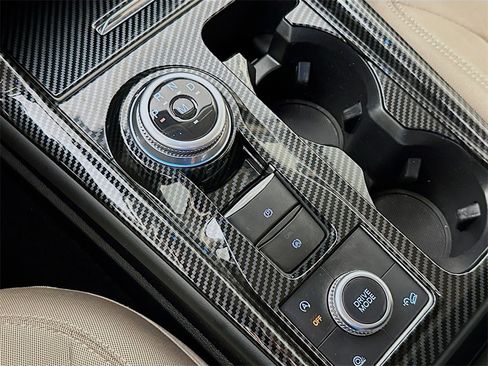 Used 2020 Ford Explorer XLT w/ Class III Trailer Tow Package image 19