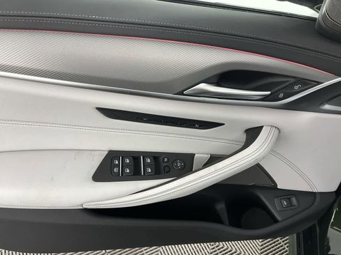 Used 2023 BMW M5 w/ Competition Package image 11