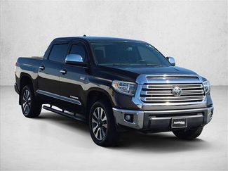 Used 2021 Toyota Tundra Limited w/ Limited Premium Package AWD/4WD video 3