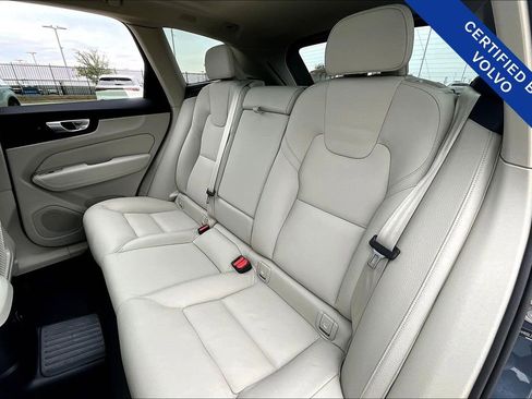 Used 2024 Volvo XC60 T8 Plus w/ Protection Package Premier image 34