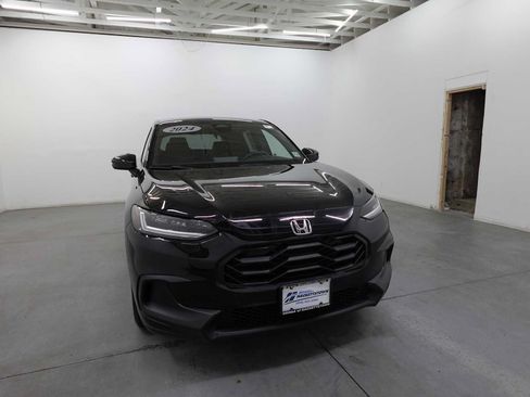 Certified 2024 Honda HR-V Sport image 3