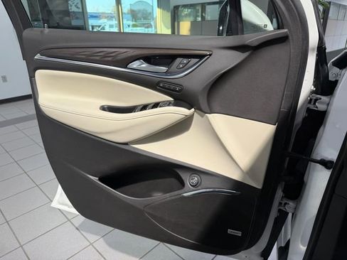 Certified 2024 Buick Enclave Avenir w/ Avenir Technology Package image 29