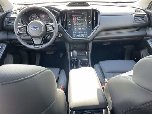 Certified 2025 Subaru Ascent Bronze Edition w/ Onyx Package image 14