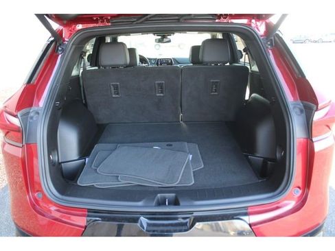 Used 2022 Chevrolet Blazer RS w/ Enhanced Convenience Package image 7