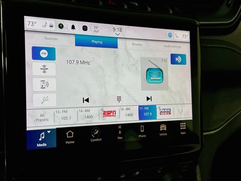 Used 2022 Jeep Grand Cherokee Limited 4xe w/ Luxury Tech Group II AWD/4WD image 15