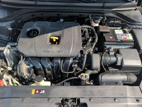 Used 2020 Hyundai Elantra SEL FWD image 22
